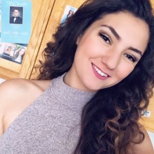 Meet your Posher, Marina